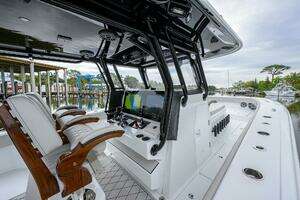 2023 Freeman 42 LR Center Console thumbnail 12