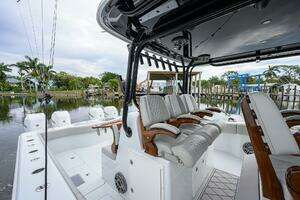 2023 Freeman 42 LR Center Console thumbnail 15