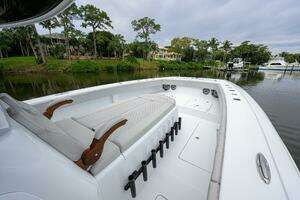 2023 Freeman 42 LR Center Console thumbnail 19