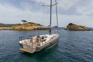 2026 Beneteau First 44 thumbnail 2