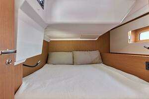 2026 Beneteau First 44 thumbnail 10
