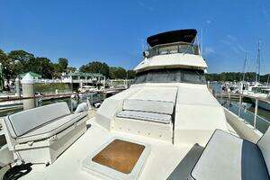 1987 Hatteras 54 MotorYacht thumbnail 28