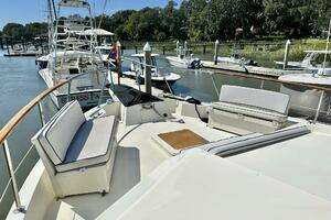 1987 Hatteras 54 MotorYacht thumbnail 27