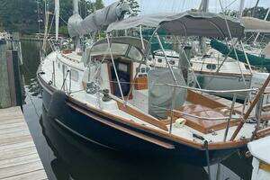 1981 Bristol 40 sloop thumbnail 5