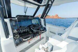 2026 Wellcraft 38 T-Top thumbnail 19