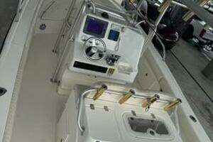28ft Mako Yacht For Sale