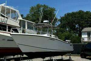 28ft Mako Yacht For Sale