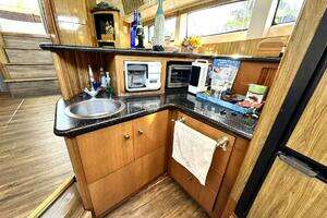 2001 Carver 40 Flybridge thumbnail 14