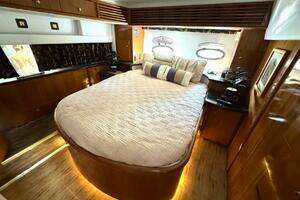 2001 Carver 40 Flybridge thumbnail 24