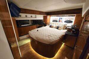2001 Carver 40 Flybridge thumbnail 19