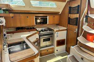 2001 Catalina 400 MKII thumbnail 32