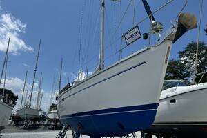 2001 Catalina 400 MKII thumbnail 10