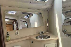 2001 Catalina 400 MKII thumbnail 34