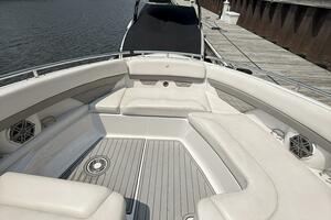 THE GOOD LIFE 35ft Four Winns Yacht For Sale