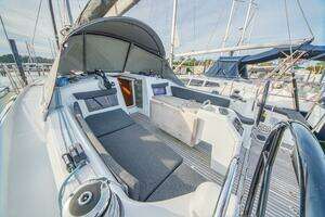 2023 Jeanneau Sun Odyssey 410 thumbnail 74