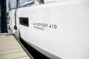 2023 Jeanneau Sun Odyssey 410 thumbnail 17
