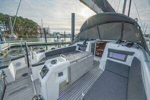 2023 Jeanneau Sun Odyssey 410 thumbnail 76
