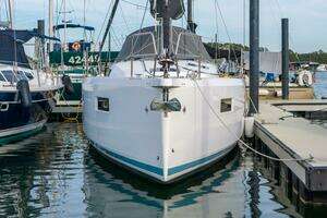2023 Jeanneau Sun Odyssey 410 thumbnail 9