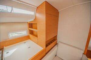2023 Jeanneau Sun Odyssey 410 thumbnail 46