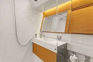 2023 Jeanneau Sun Odyssey 410 thumbnail 61