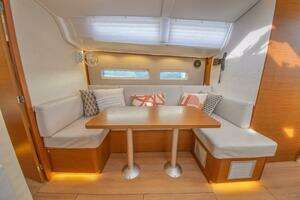 2023 Jeanneau Sun Odyssey 410 thumbnail 35