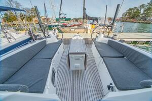 2023 Jeanneau Sun Odyssey 410 thumbnail 73