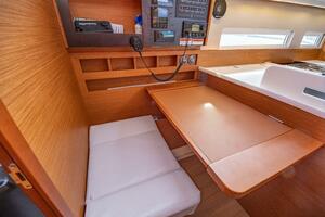 2023 Jeanneau Sun Odyssey 410 thumbnail 49