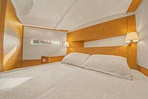 2023 Jeanneau Sun Odyssey 410 thumbnail 27