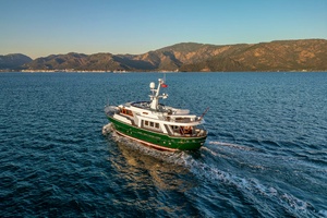 YOSMA 71ft Hakvoort Yacht For Sale
