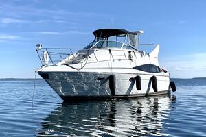 36ft Carver Yacht For Sale