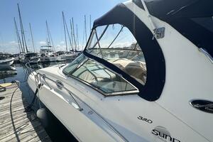 Liquid Therapy 32ft Sea Ray Yacht For Sale
