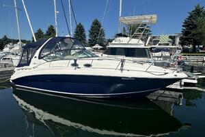 Liquid Therapy 32ft Sea Ray Yacht For Sale