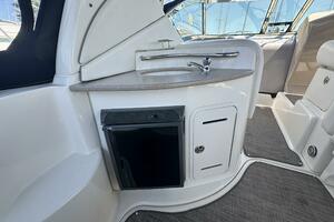 Liquid Therapy 32ft Sea Ray Yacht For Sale