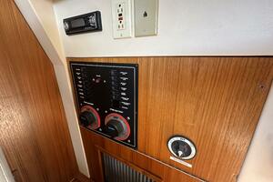 LUCKY DOG 39ft Mainship Yacht For Sale