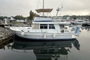 LUCKY DOG 39ft Mainship Yacht For Sale