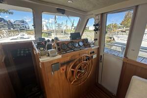 LUCKY DOG 39ft Mainship Yacht For Sale