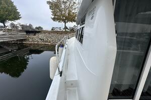 LUCKY DOG 39ft Mainship Yacht For Sale