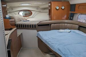 32ft Four Winns Yacht For Sale