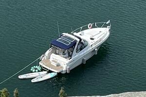 32ft Four Winns Yacht For Sale