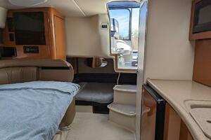 32ft Four Winns Yacht For Sale