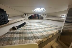 30ft Cruisers Yachts Yacht For Sale