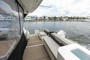 2023 36 Aquila Sport Two Lucky Stern Seating
