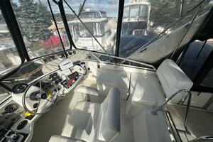 32ft Carver Yacht For Sale