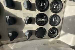 32ft Carver Yacht For Sale