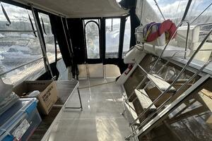 32ft Carver Yacht For Sale