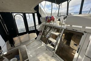 32ft Carver Yacht For Sale