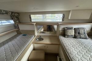 32ft Carver Yacht For Sale