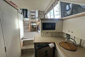 32ft Carver Yacht For Sale