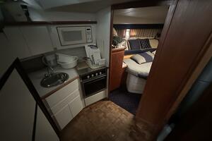 39ft Carver Yacht For Sale