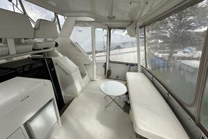 39ft Carver Yacht For Sale